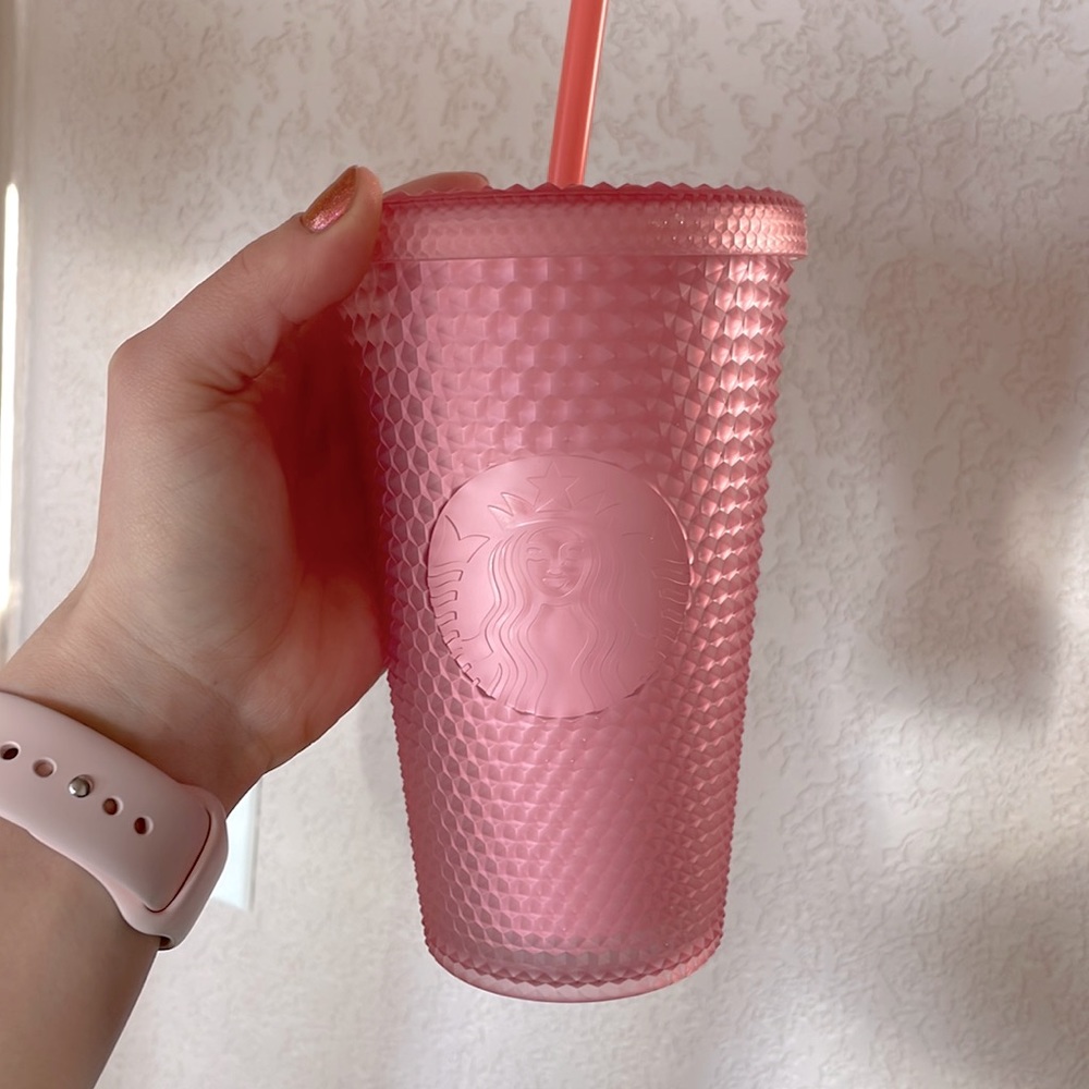 Valentine’s Day 2022 Special Starbucks Pink Tumbler 16 ounce Grande, Brand new